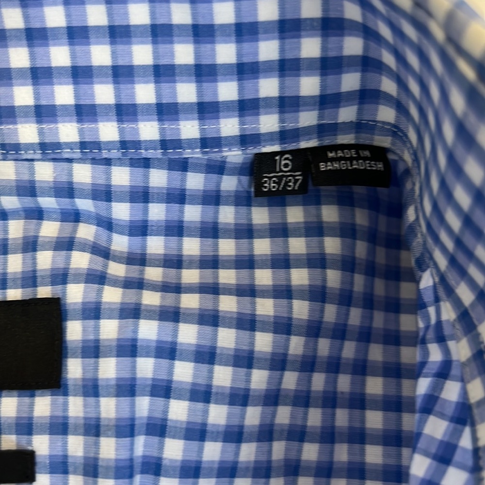 Hugo Boss Button Up Regular Fit - Picture 4 of 5